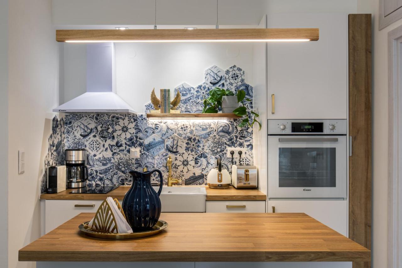 Chic & Comfort Homes In Central Volos # 3 Экстерьер фото